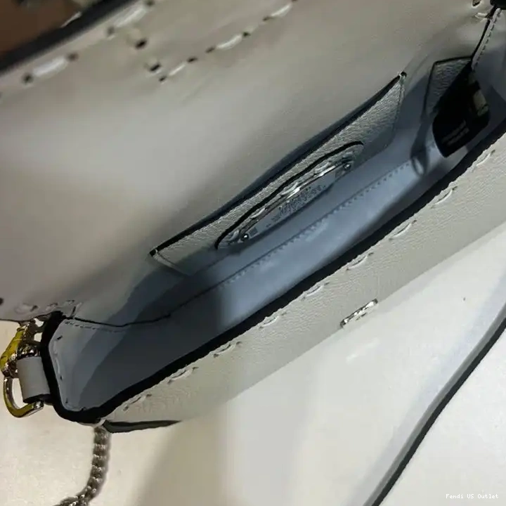 Affordable HOT Selleria In Romano Cuoio Fendi Sky Leather Baguette Bag Mini Blue 0511